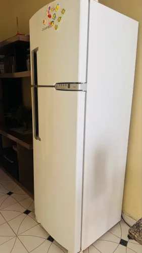 Vendo Geladeira Brastemp usada