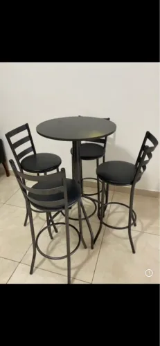 Mesa Bistrô com cadeiras