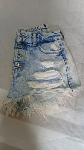 ? Jeans Destroyed Bershka - Vibe Festival & Style