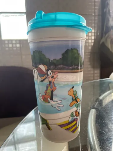 Copo original Disney resorts 2010