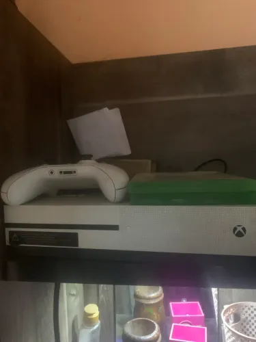Xbox one s vendo ou troco por pc(peças)