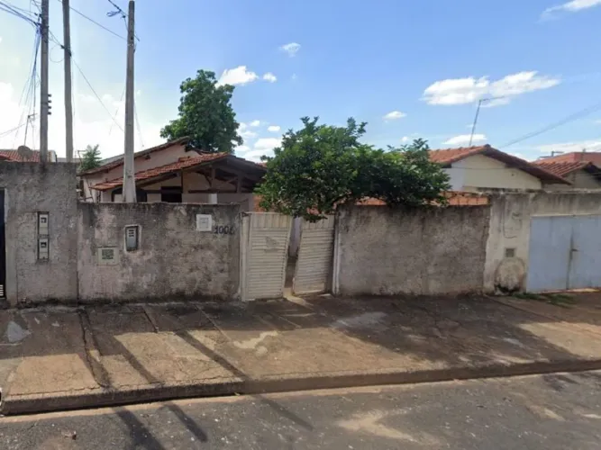Casa em Terreno de 200 m² - Residencial União - Bebedouro - SP