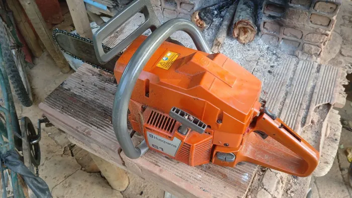 Vendo motosserra husqvarna 61