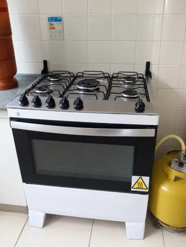 Fogão Atlas 5 bocas tudo funcionando