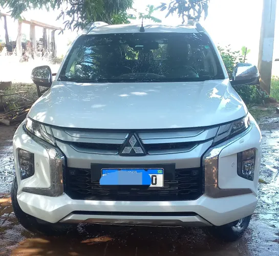 Mitsubishi L200 Triton Sport HPE-S 2.4 CD Dies. AUT 2022