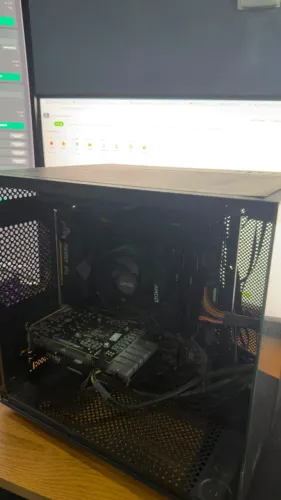 PC Gamer + 2 Monitores 