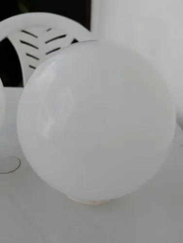 Duas luminárias para jardim de vidro, em ótimo estado. 30 cm e 20cm