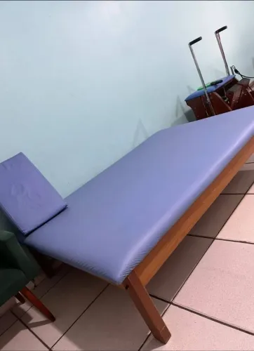 Vendo um Tablado para Fisioterapia 