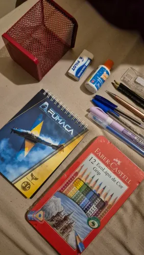 PRESENCIAL MATERIAL ESCOLAR NOVO