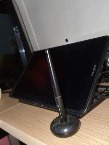 Mesa digitalizadora Huion kanvas 13 - primeira versão