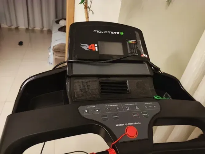 Esteira R4i Movement Usada porém em Excelente estado