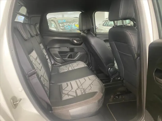 Fiat Strada Volcano 1.3 Flex 8V CD 2025