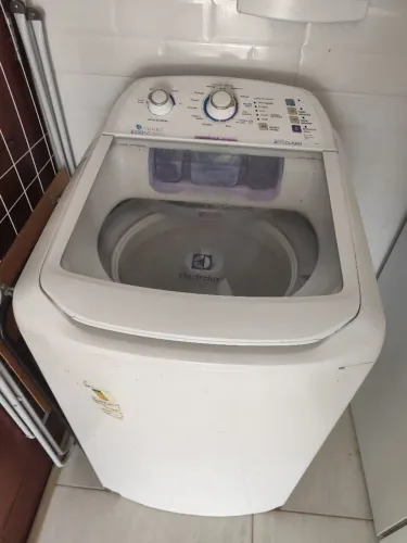 Máquina de Lavar Electrolux 8,5kg Branca Turbo Economia com Jet&Clean e Filtro Fiapos