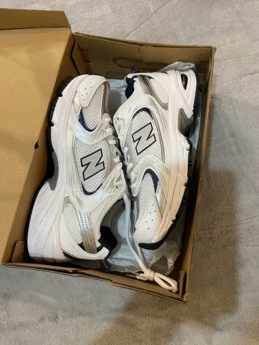 NEW BALANCE 530 ? Silver Navy