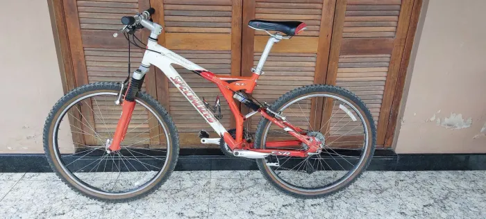 Bicicleta Specialized Rock Hopper Fsr xc ano 2000