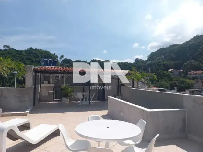 Cobertura - / Residencial / Humaitá
