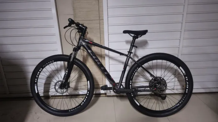 BICICLETA COLLI ARO 29