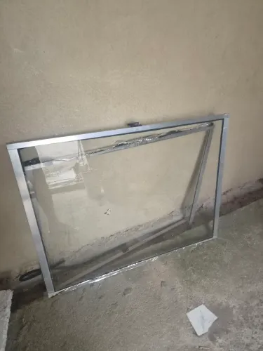 Duas Folha Janela vidro 1,50 x 1,00 acabamento alumínio