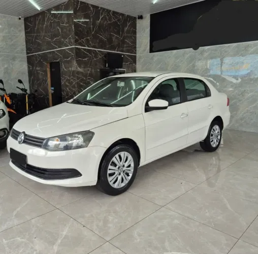 Volkswagen Voyage Trend 1.6 MI Total Flex 8V 4P 2013