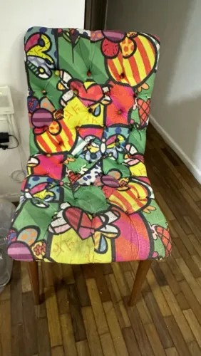 Poltrona mais almofadas 