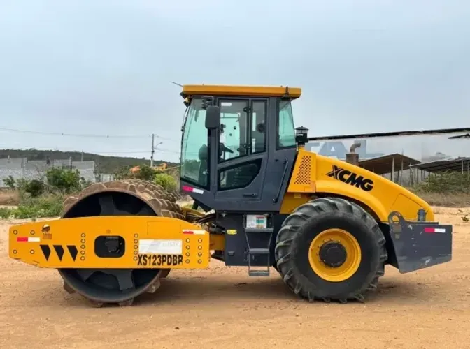 ROLO COMPACTADOR XCMG XS123PDBR