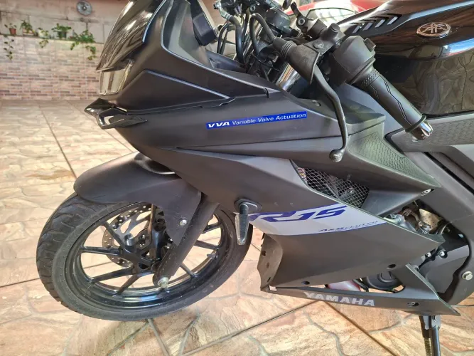 Yamaha YZF R15 2025