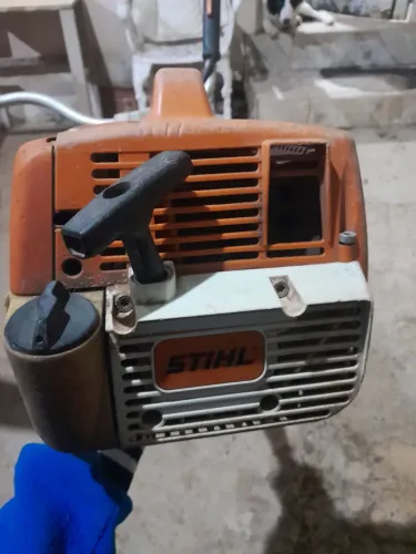 Vendo roçadeira stihl 