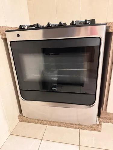 Fogão Cônsul 5 bocas inox mesa de vidro