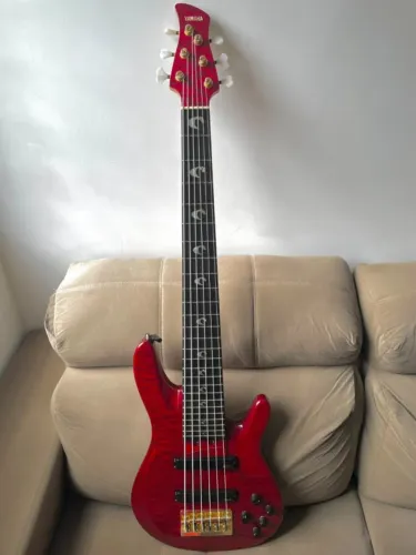 Baixo Yamaha TRB-JP2