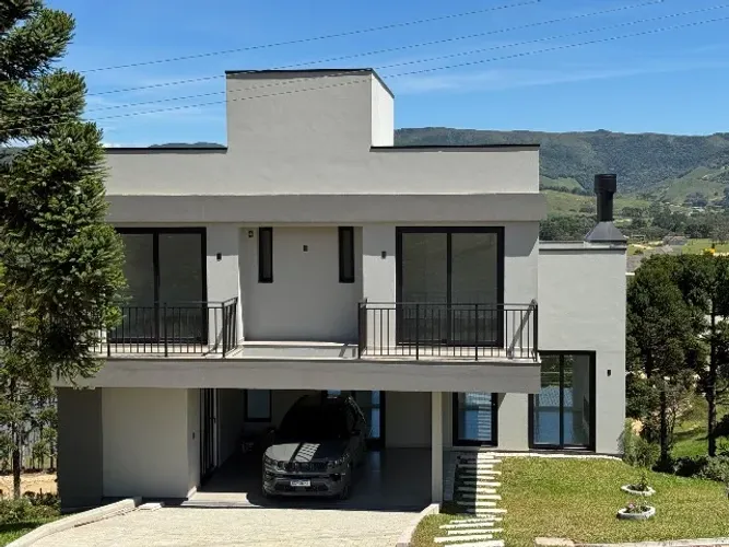 Casa Alto Padrão na Serra em Rancho Queimado 3 Suítes no condomínio Costa da Serra