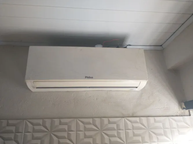 Vendo ar condicionado Philco semi novo poucos mês de uso