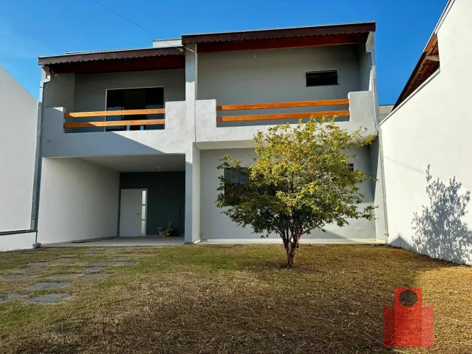CASA À VENDA - ESTORIL