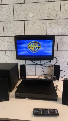 Home THEATRE SYSTEM SONY BDV-E280 + CAIXAS + BD E DVD DE BRNDE LEIA A DESCRIÇÃO
