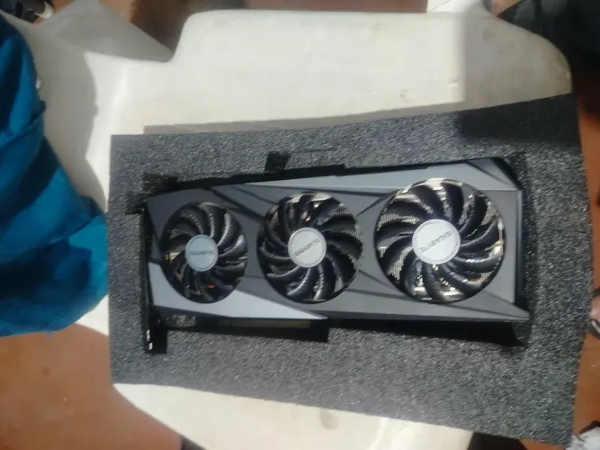 Placa De Vídeo Gigabyte Nvidia Rtx 3060 Gaming Oc 12gb Gddr6