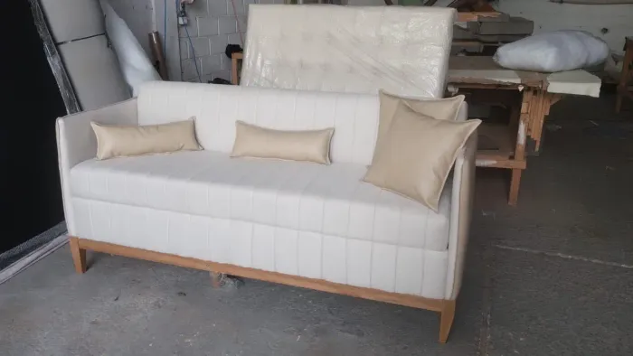 Sofá ( Direto da Fábrica )
