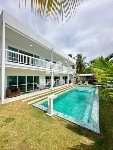 CS - Casa 3 suítes mobiliada com piscina aquecida no Angra de Ipioca, com acesso a praia