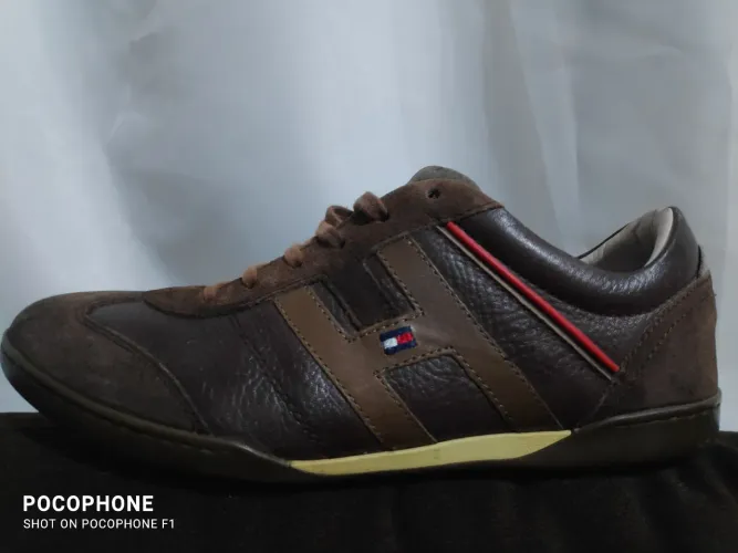 Sapatênis Tommy Hilfiger original em couro, N°39