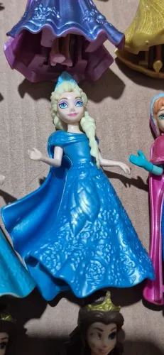 Mini bonecas Princesas importadas Magic clip 