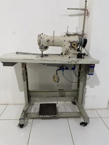 Vende se máquina costura 457 zig zag 