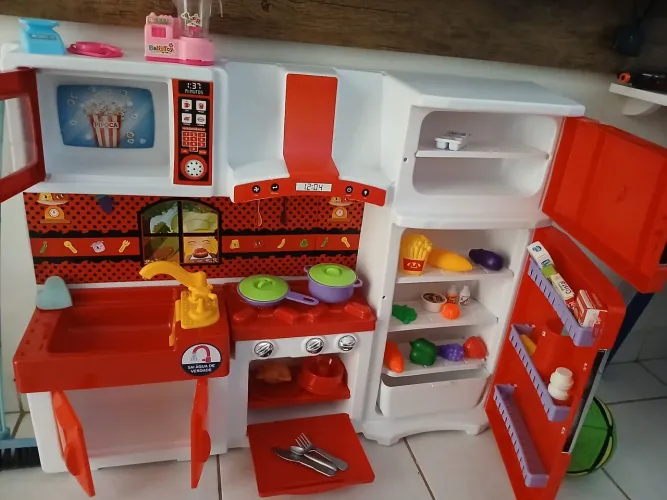 Cozinha Infantil Completa Fogão Geladeira e Micro-ondas