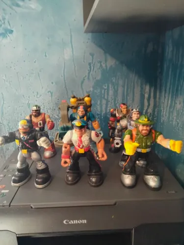 Coleção bonecos Heroes Mattel total de 7 bonecos anos 2000