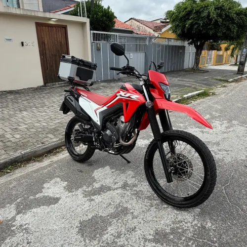 XR Tornado 300 L Único dono!