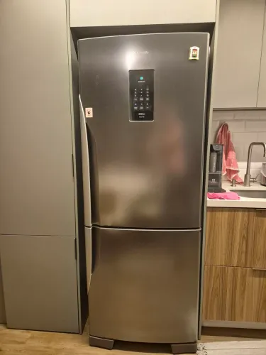 Geladeira Panasonic 425L Inverter - Novíssima