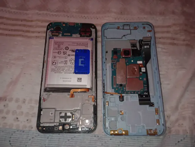 Samsung Galaxy M35 5G - Para retirada de peças/ sucata / carcaça 