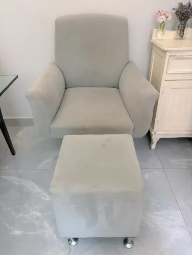 Poltrona de Amamentação balanço + Puff