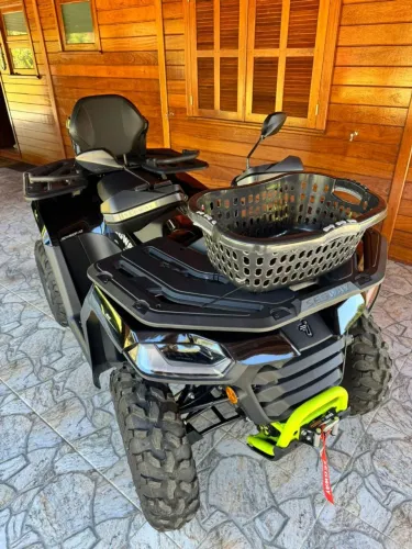 Quadriciclo Segway Snarler at5 premium ano 2025