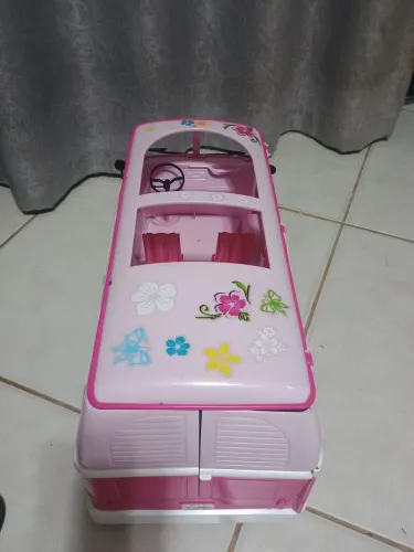 Perua trailer Barbie