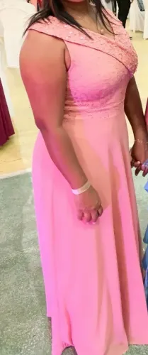 VESTIDO/ ROUPA FEMININA