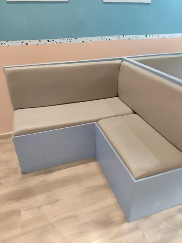 Sofa Booth Canto Alemão em T Bege