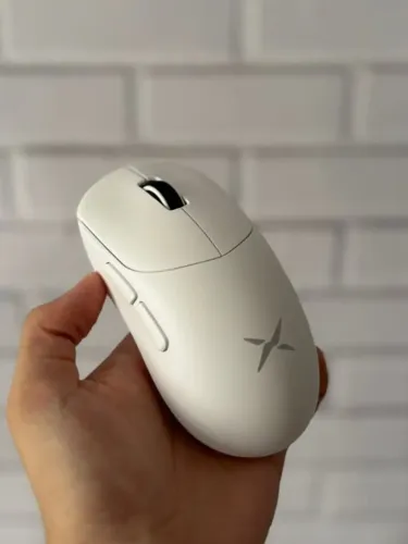 DELUX M400 Branco - Mouse Gamer Tri-Mode PAW3311 (Fazemos entregas!)
